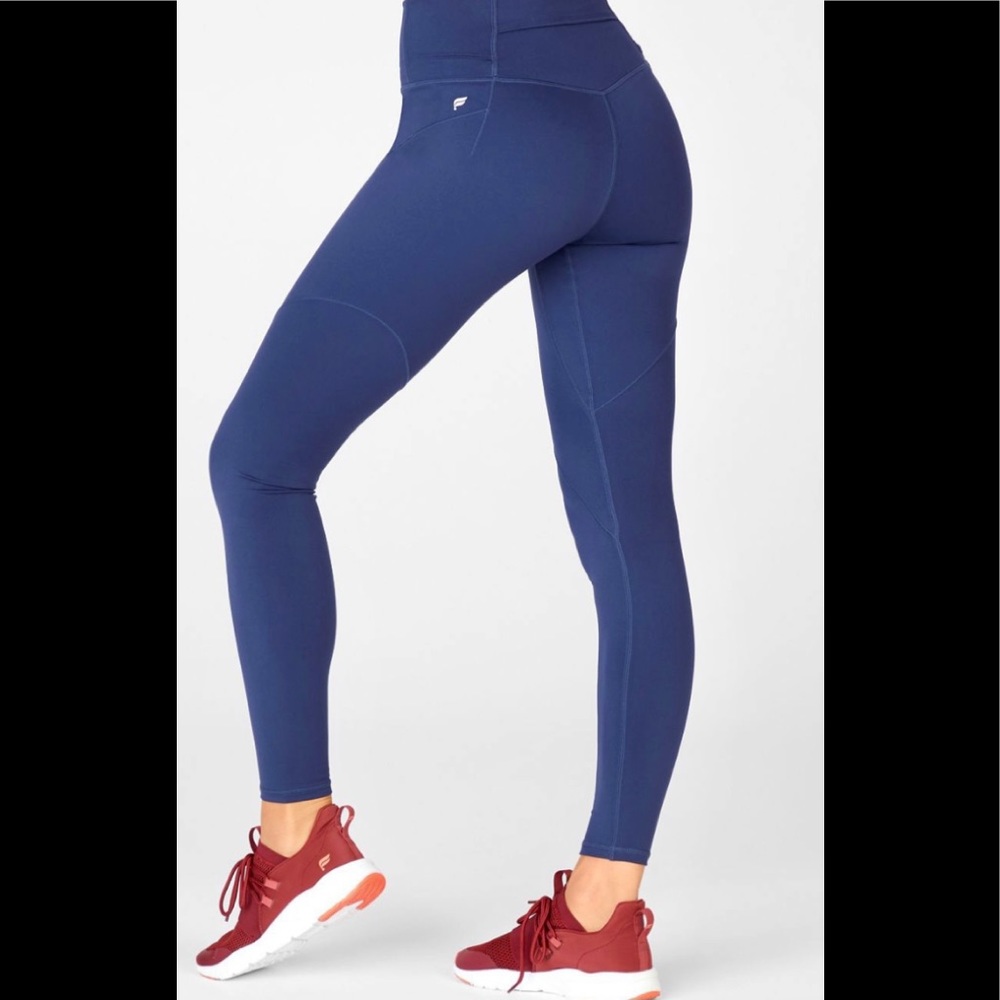Navy high waisted motion 360 legging